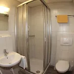 伯尔尼钟楼背包客旅舍 * 伯尔尼