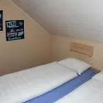 旅馆 伯尔尼钟楼背包客旅舍 *